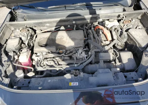 2020 Toyota Rav4 Xle z USA, uszkodzony, nr VIN 2T3RWRFV7LW082757